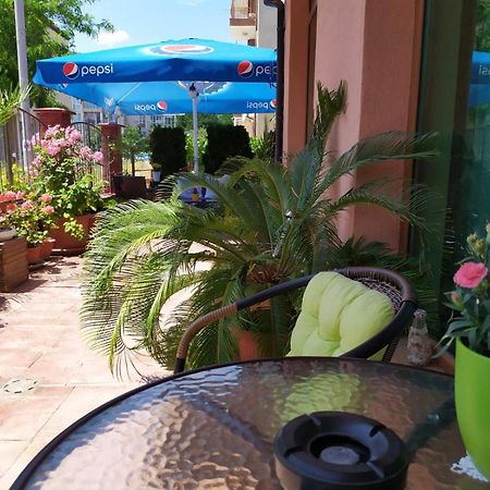 Adri Guest House ネセバル エクステリア 写真