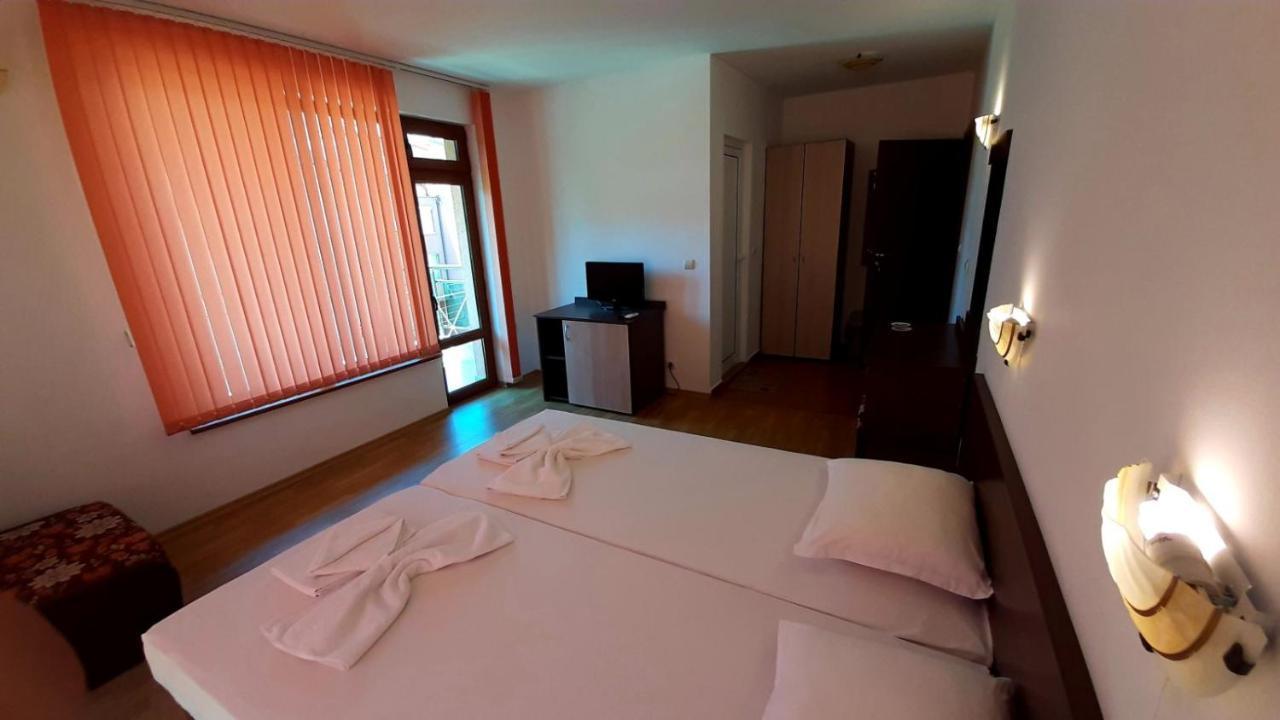 Adri Guest House ネセバル エクステリア 写真